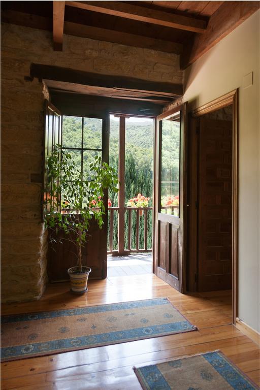 Paraiso Del Bierzo Las Herrerías Exterior foto